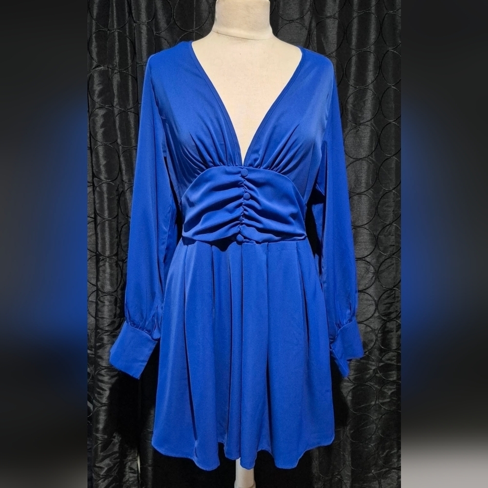 Elegant Blue Long Sleeve Dress